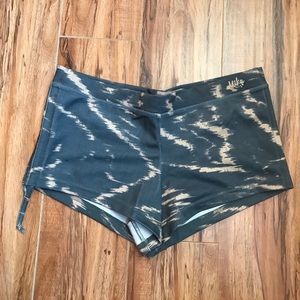 Mika Yoga Short